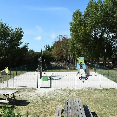 Camping Campiotel Des Dunes 4*